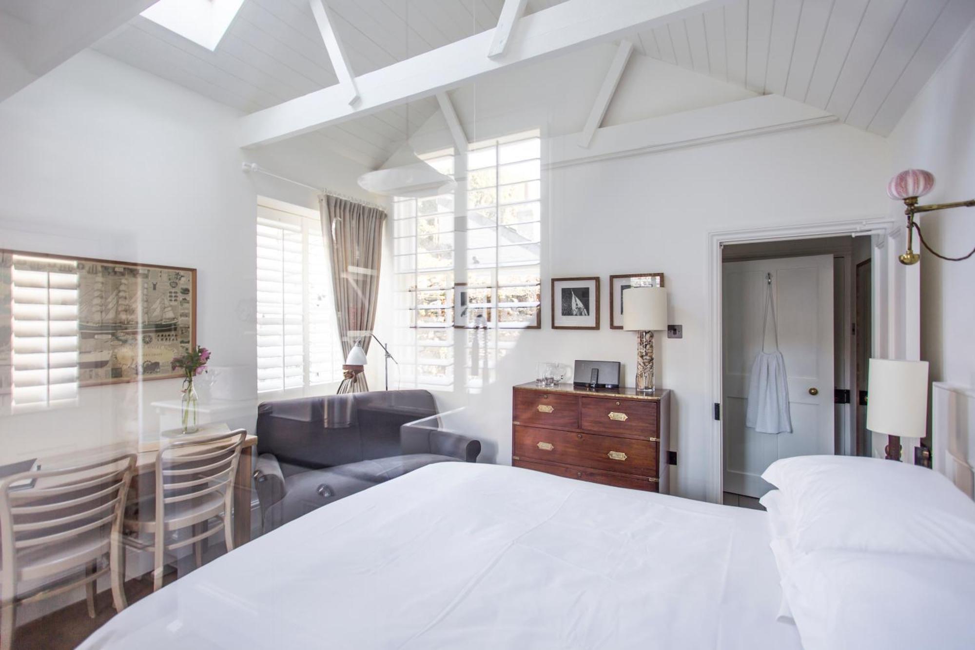 Antonia's Pearls Villa St Austell